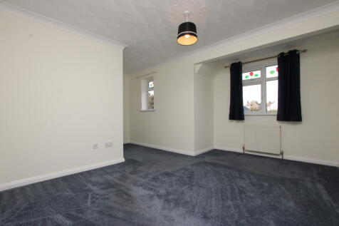 Masefield Road, Kettering, North Northamptonshire photo 5