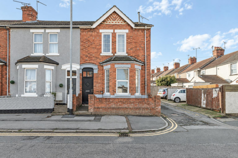 54 Crombey Street, Swindon, Wiltshire SN1 5QN | Fr