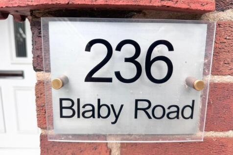 Number plaque