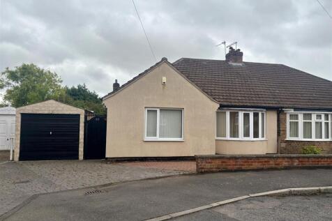 Loughborough, LE12 - property photo