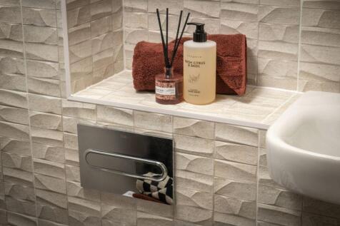 10 Dalton Gardens The Caldwell Internals Bathroom