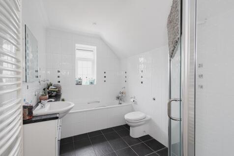 (Rightmove) 18.jpg