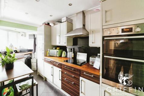 856f953c35shirleygardensbasildonss131ba13