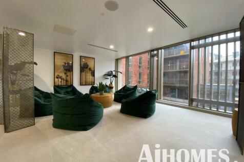 WhatsApp Image 2021-