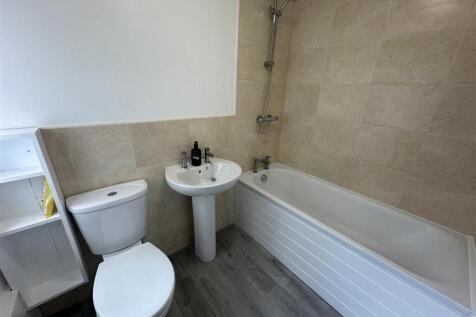 Cracknore Road, Southampton, Southampton photo 5