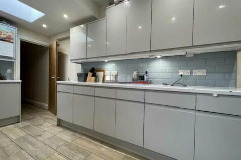 St. Bartholomews Road, Reading, RG1 photo 2