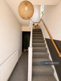 Stanley Avenue, Greenford, UB6 photo 4
