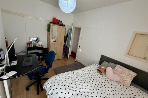 Kingswood Road, Fallowfield photo 4