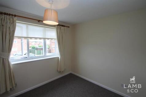 Caterham Close, Clacton-on-Sea photo 4