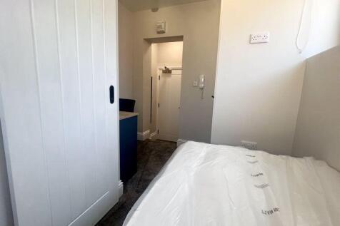 Single En-Suite Room, Ocean Road, South Shields photo 4