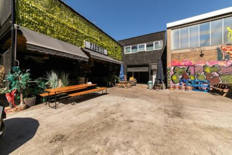 Unit 5 Queens Yard -35.jpg