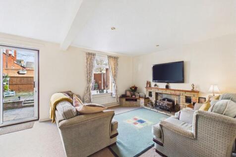 Lounge Dining Room
