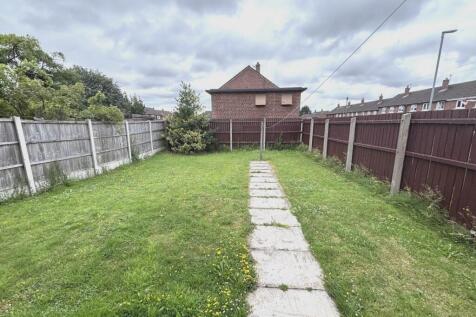 Elizabeth Road, St Helens photo 3