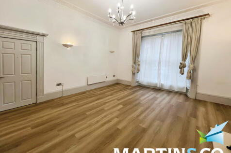 Wentworth Lodge, 3 Wentworth Terrace photo 3