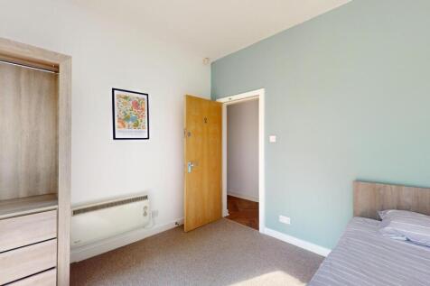 Hyde Terrace, Leeds photo 3