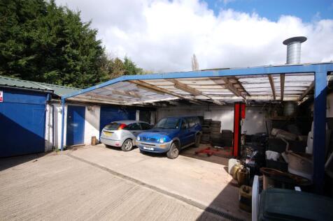 Covered Yard