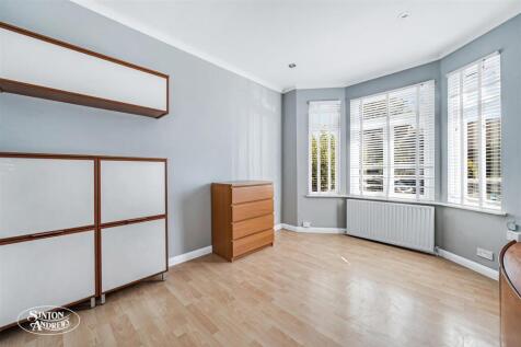 168 Whitestile Road-3.jpg