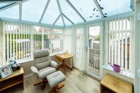 12 Strattford Close-Hudds-070526-4.jpg