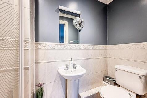 Bedroom One with En-suite Shower Room