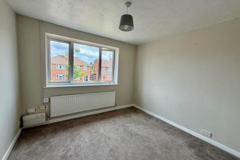 Barnsbury Avenue, Aylesbury photo 4
