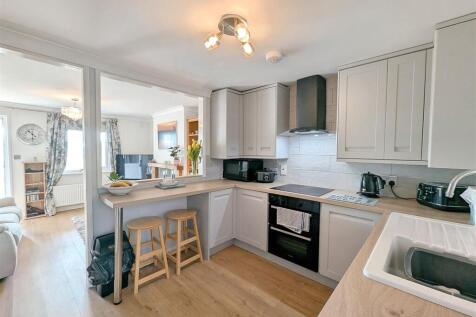 Kitchen to Sitting Room