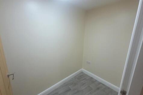 Regent Street, Heckmondwike photo 5