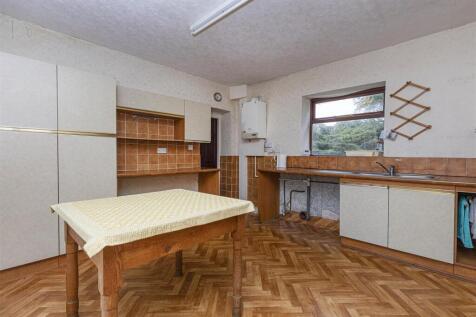 Bramleys Estate Agents - Leeds Road - Mirfield (4)