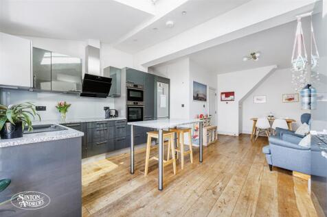 13 Chamberlain Road-7.jpg