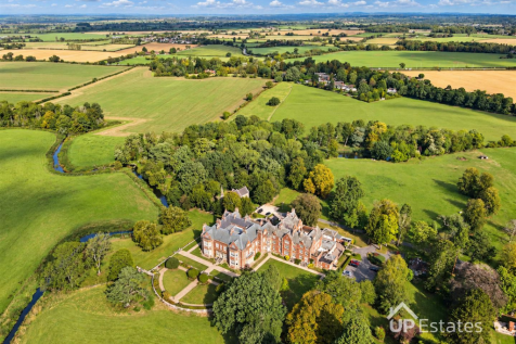 Caldecote Hall Estate