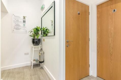 Office to rent Image 7