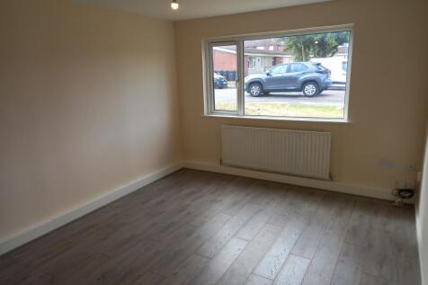 Poplar Avenue, Kirkby In Ashfield, Nottinghamshire photo 3