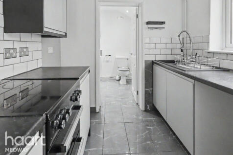 Montfort Road, ROCHESTER photo 5