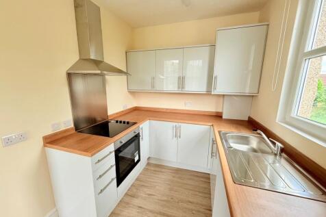 Flat Four, Coulson Street, Spennymoor, County Durham, DL16 photo 4