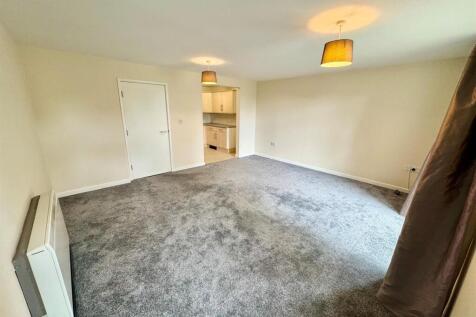 Lounge 3.jpg