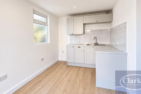 Calvin Road, Bournemouth, Dorset photo 3