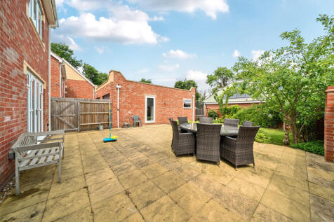 1295482-3-682dc36...