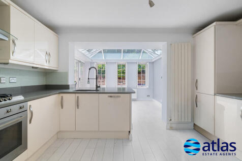 Kitchen/Sunroom