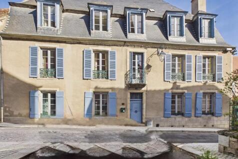 Property Image 1
