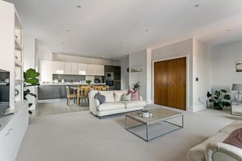 63602_Flat 9 The Pond House 19 Pittville Crescent 
