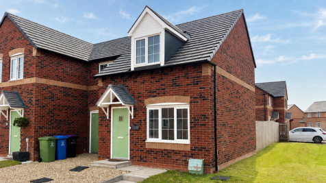 Front of Property Hawthorn Close
