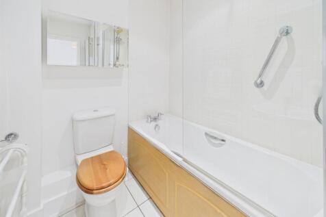 CAM03789G0-PR0072-ST