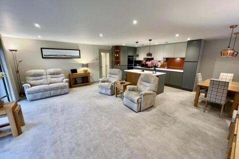 Bramleys Estate Agents - Wheatley House - Mirfield