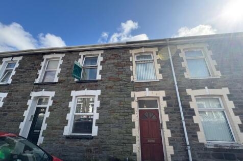 Bridgend, CF32 - property photo
