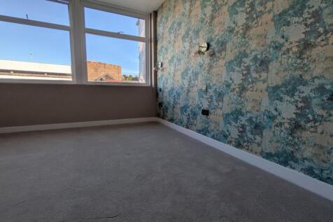 51A Great Underbank, Stockport, SK1 photo 3