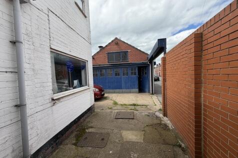 Retail Property (high street) for sale Image 8