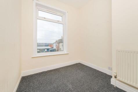 Regent Street, Castleford, West Yorkshire, WF10 photo 4