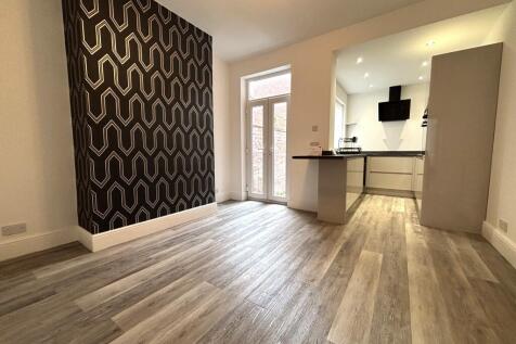 8 Webb Lane 26/05/2021, 11:25 IMG_8011.jpg