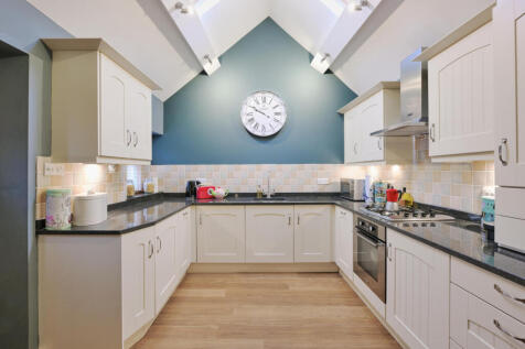 West Street Mews, Oundle, Peterborough photo 3
