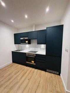 Lampton Road, Hounslow photo 4
