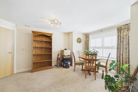 Wobourn Court, Ossett, West Yorkshire, WF5 photo 4